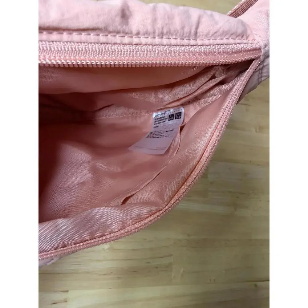 UNIQLO Round Shoulder Bag – Pink | New | Viral Crescent Crossbody - Picture 3 of 4